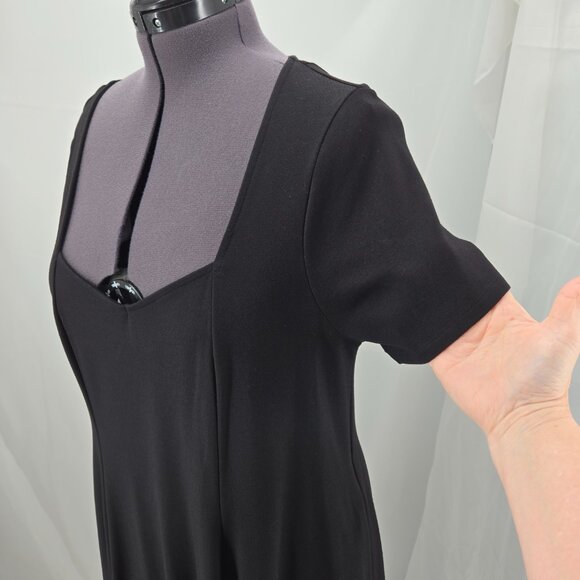 725-27 Torrid Black Midi Sweetheart Neckline dress, Super Comfortable Sz 2 16/18 - Picture 2 of 9